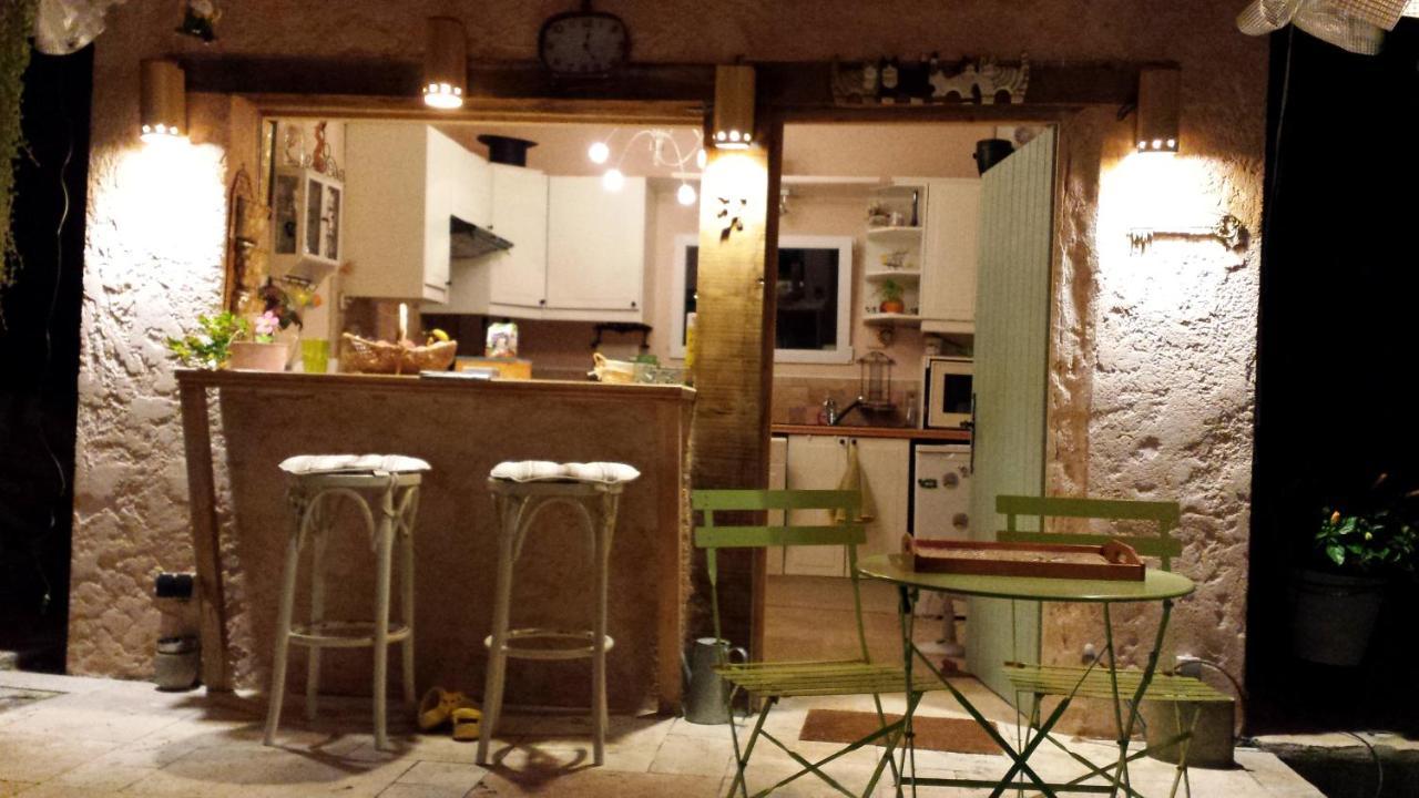 Le Jardin Des Selves Bed & Breakfast ดรากิญญ็อง ภายนอก รูปภาพ